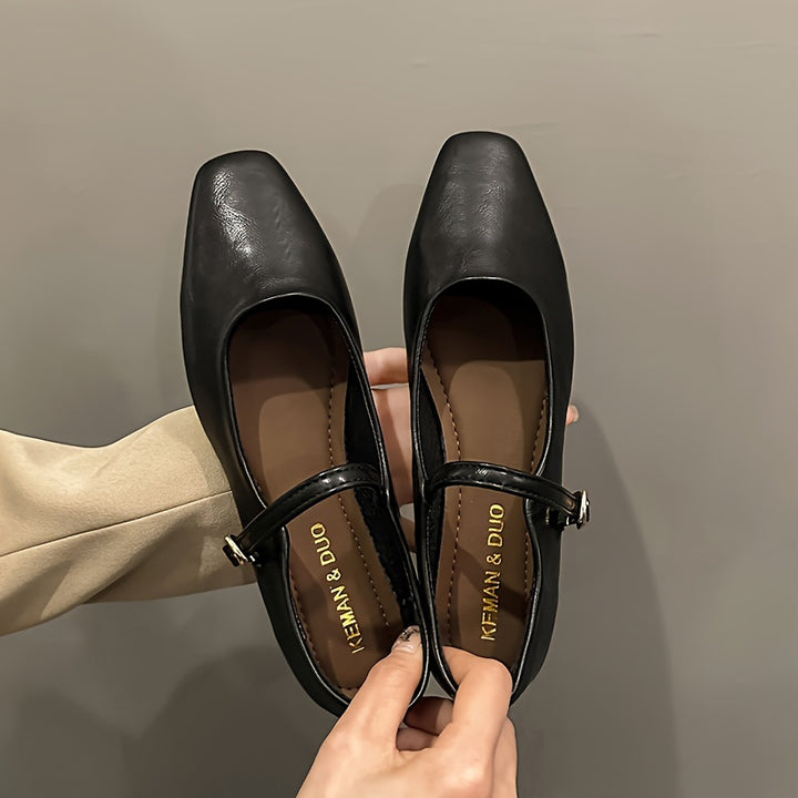 Vivienne | The Square-Toe Mary Jane Flat