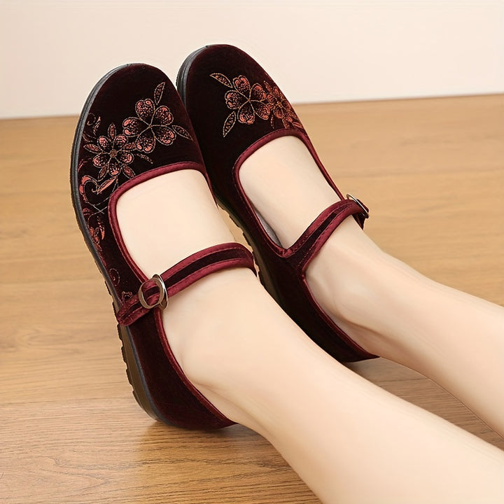 Spring And Summer Flat Elderly Casual Shoes Women'S Hotel Black Work Shoes Shallow Mouth Grandma Cloth Shoes, Women Shoes