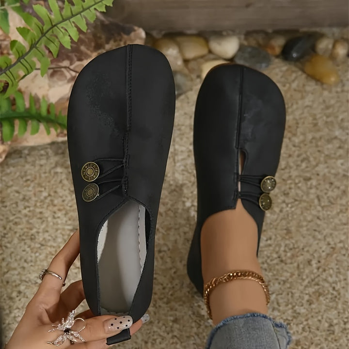 Florence | The Vintage Button Flat