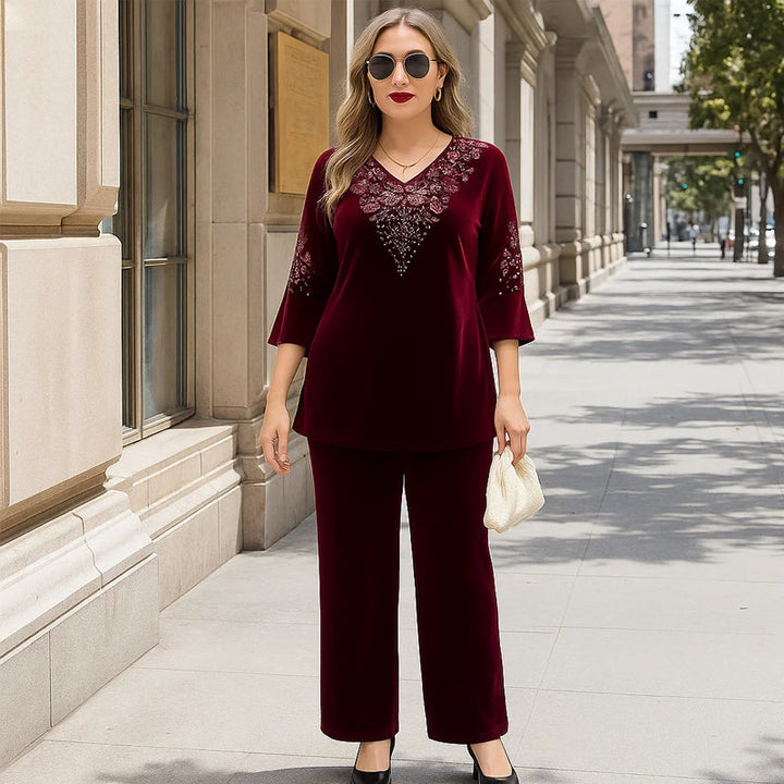 Elvire - Elegant Two-Piece Set