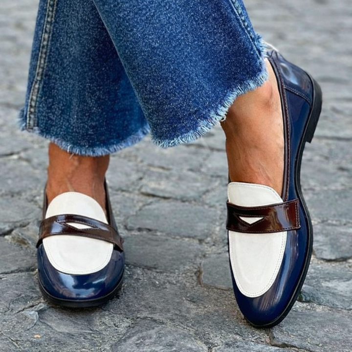Claudia™ | Moccasins with Contrast