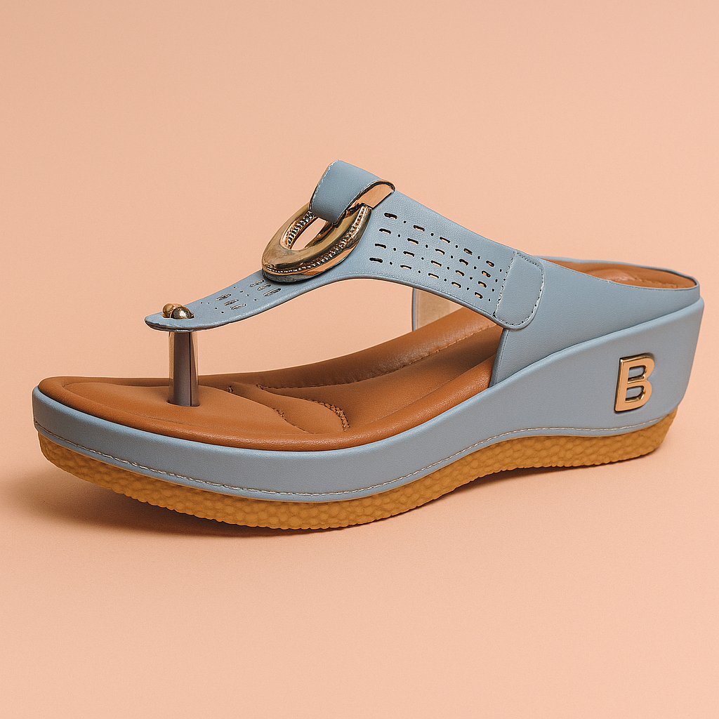 Eva| Stylish wedge sandals with a decorative buckle