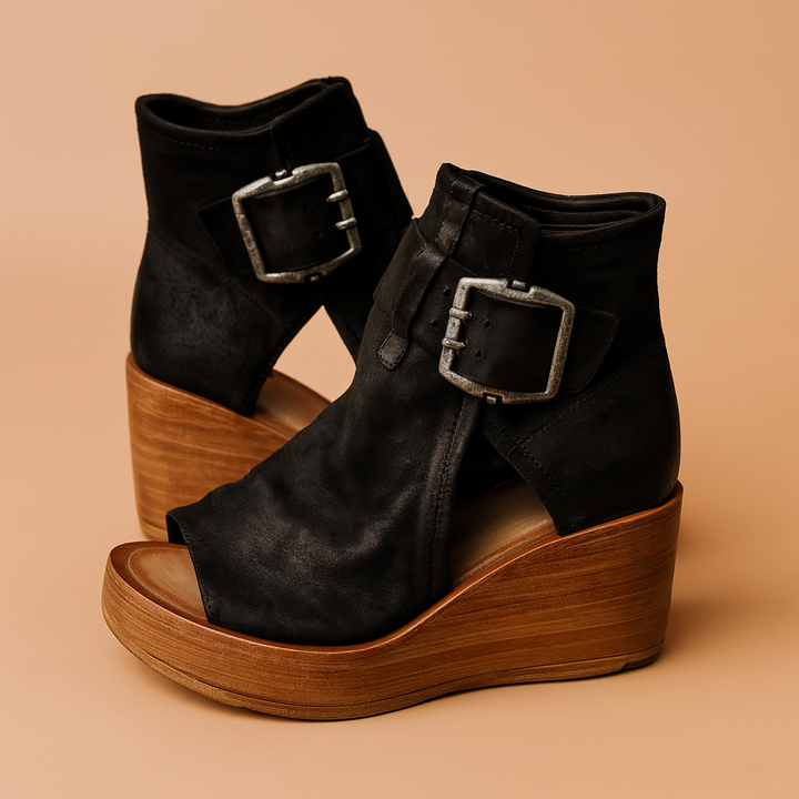 Merly| Wedge sandals with a large buckle