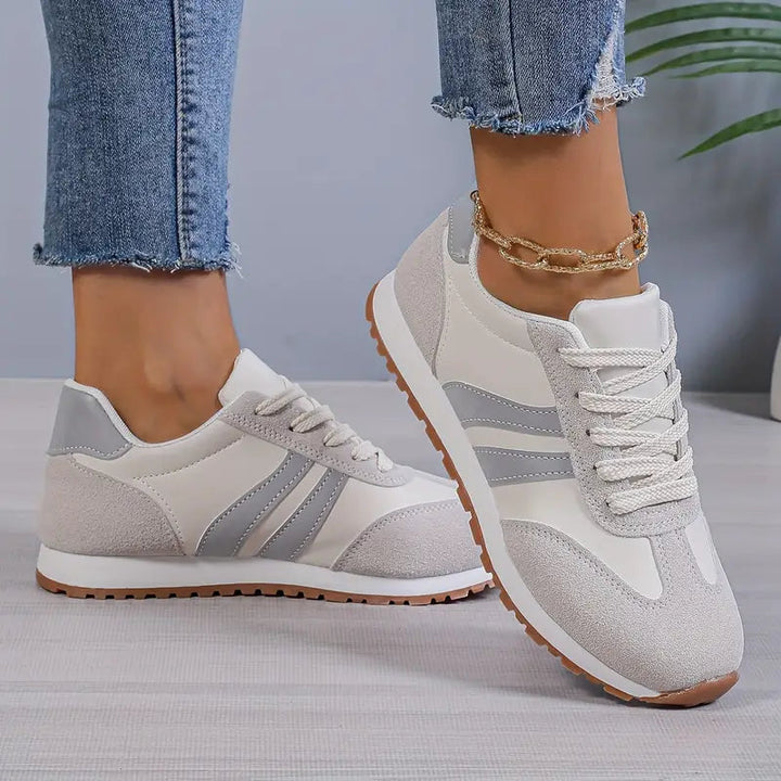 Jamie | Women's Lace-Up Retro Sneakers