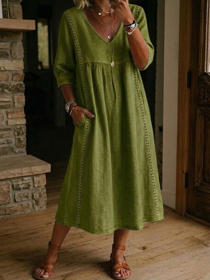 Aurélie | Loose Fit Dress with Lace